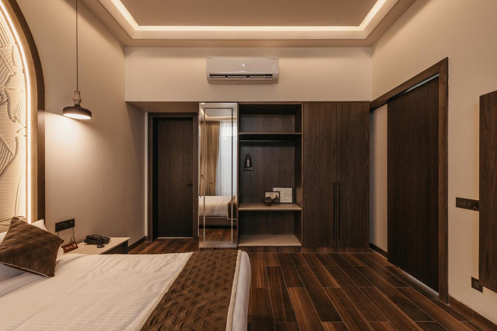 Luxury Lofts Hotel อัมริตสา ภายนอก รูปภาพ